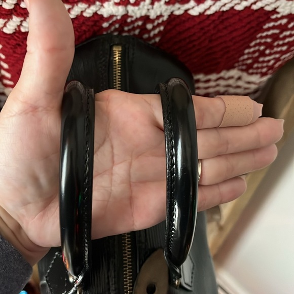 Authentic LV Epi Speedy 25 - Picture 14 of 15